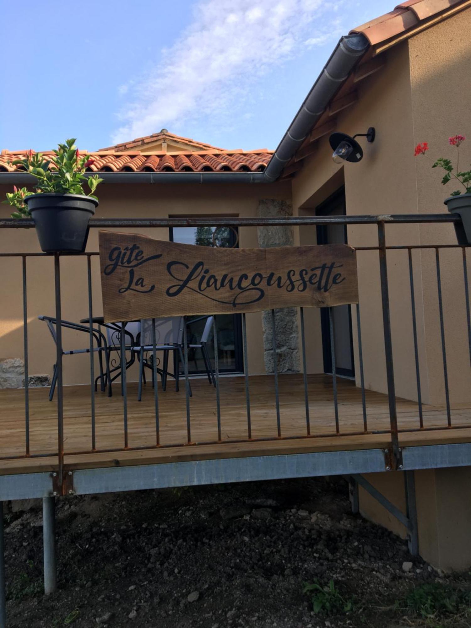 Gite La Liaucoussette Mostuéjouls Extérieur photo